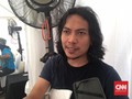 Vokalis Navicula Bedah Kotoran Sendiri untuk Teliti Plastik