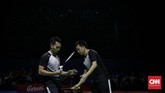 Usai interval gim kedua, Mohammad Ahsan/Hendra Setiawan kewalahan meladeni permainan Kevin Sanjaya/Marcus Gideon. (CNN Indonesia/Adhi Wicaksono)