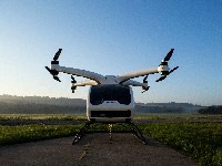 Bosan Macet? Helikopter Unik Ini Dijual Seharga Mobil