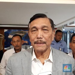 Menteri Luhut Sebut Bos SoftBank Bertemu Jokowi Senin