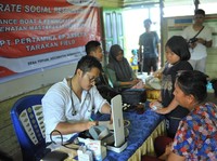 Gunakan Ambulance Boat, Pertamina EP Gelar Pengobatan Gratis