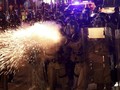 FOTO : Aktivis Hong Kong Serbu Kantor Perwakilan China