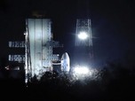 Sempat Batal, India Luncurkan Pesawat Nirawak ke Bulan