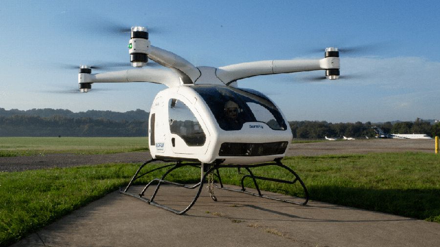 Helikopter ini dikabarkan bisa dengan mudah dikendalikan hanya dengan menggunakan joystick, layaknya sebuah pesawat tanpa awak atau drone.