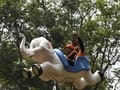 FOTO: Pasukan Oranye Pelesiran di Dufan