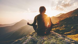 5 Pilihan Meditasi Daring, Tenang Sejenak dari Wabah Covid-19