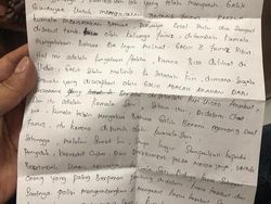 Salahkan Manajemen, Rey Utami-Benua Minta Maaf soal 'Ikan Asin' Salahkan Manajemen, Rey Utami-Benua Minta Maaf soal 'Ikan Asin'
