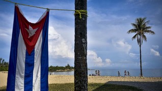 Dilema Politik di Pantai-pantai 'Surgawi' Kuba