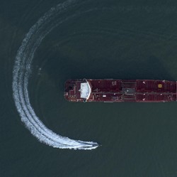 Bahaya Selat Hormuz Dekat Iran Terganggu, 20% Impor BBM RI Terdampak!