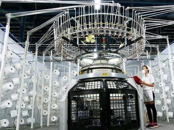 Alert! Setelah S&P, Fitch Pangkas Rating Duniatex Jadi Sampah