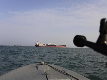 Timteng Makin Ngeri! Iran Akan Tutup Selat Hormuz-Minyak Bahaya