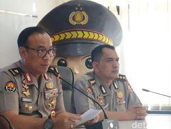 Polri Pastikan Pasangan WNI Pelaku Bom Bunuh Diri di Gereja Filipina Polri Pastikan Pasangan WNI Pelaku Bom Bunuh Diri di Gereja Filipina