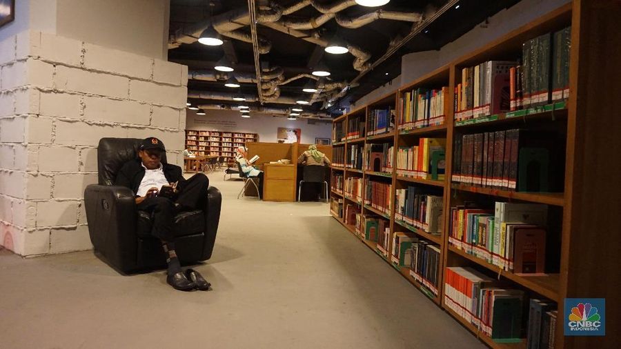 Ini deretan perpustakaan yang nyaman untuk menghabiskan waktu dengan membaca buku di Jakarta