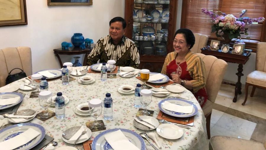 Ketua Umum Partai Gerindra Prabowo Subianto bertemu dengan Ketua Umum PDIP Megawati Soekarnoputri. (dok. PDI Perjuanagan)