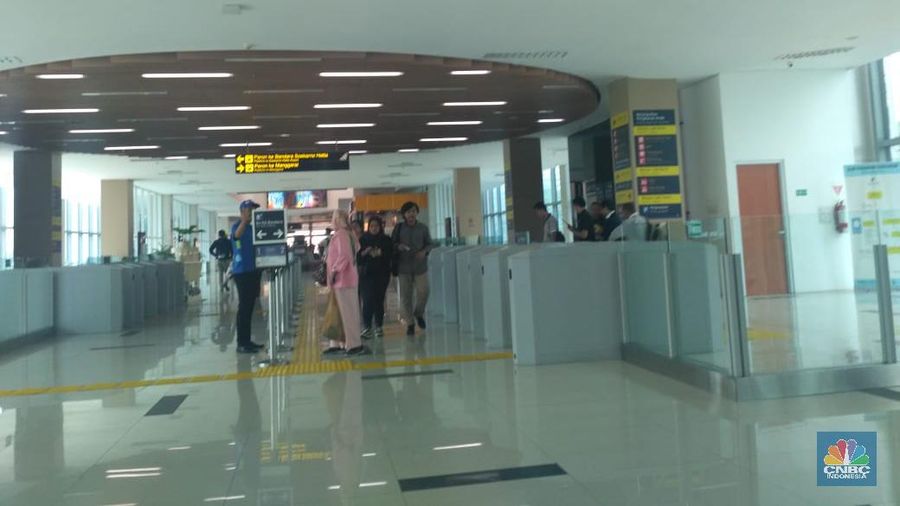 KA Bandara Soetta sudah beroperasi untuk umum sejak 26 Desember 2017 atau lebih dari 1,5 tahun, namun kondisinya sepi.