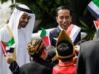 Saat Jokowi Bandingkan Kecepatan Perizinan RI & Abu Dhabi