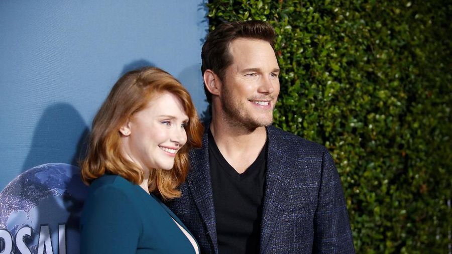 Universal Studios Hollywood, AS membuka wahana baru Jurassic World: The Ride, Senin (22/07) yang diangkat dari film Jurassic World.