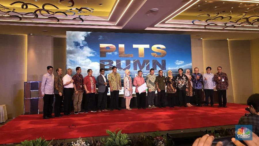 BUMN bakal gencarkan pemakaian PLTS  di kementerian BUMN