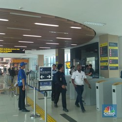 Kereta Bandara Sepi, Bablas Sampai Manggarai Jadi Solusi?