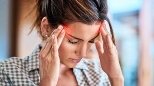 5 Sebab Perempuan Lebih Berisiko Migrain