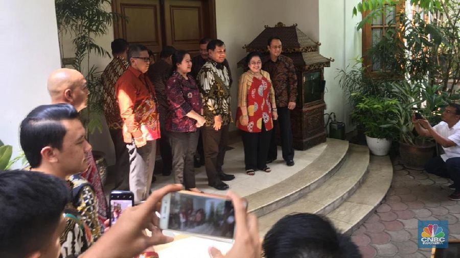 Ini dia rangkuman peristiwa foto dalam sepekan ini dalam lensa fotografi