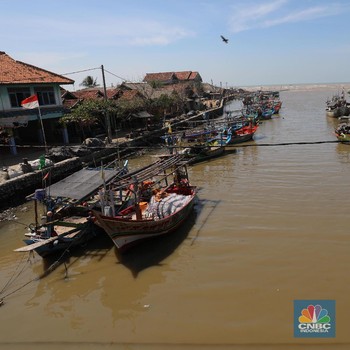 Nasib Nelayan Cemarajaya Terdampak Tumpahan Minyak Pertamina