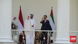Jokowi Ajak Putra Mahkota Abu Dhabi Tanam Damar di Bogor