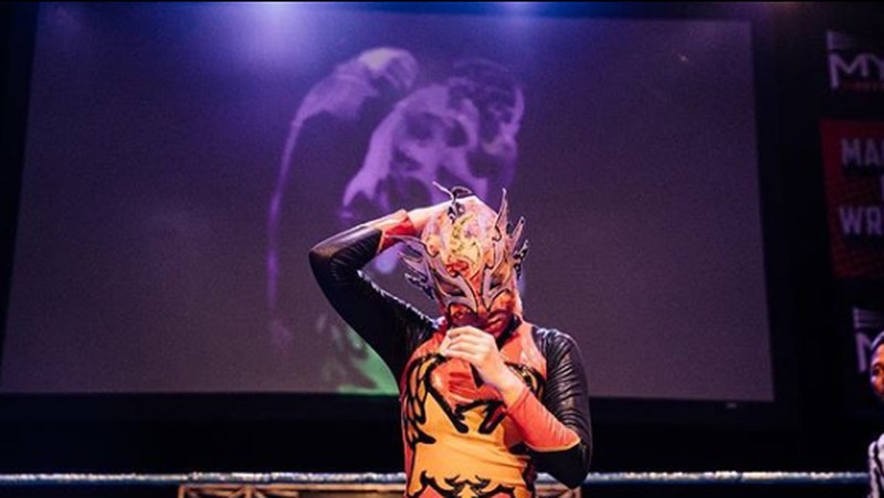 Nor 'Phoenix' Diana adalah seorang pegulat wanita berhijab berasal dari Malaysia yang merupakan pegulat berhijab pertama di dunia