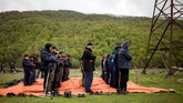 Leila Achishvili telah menetap di Jokolo, sebuah desa di Pankisi Gorge yang sebagian besar dihuni umat Muslim di negara dengan penduduk mayoritas Kristen. (REUTERS/Ekaterina Anchevskaya)