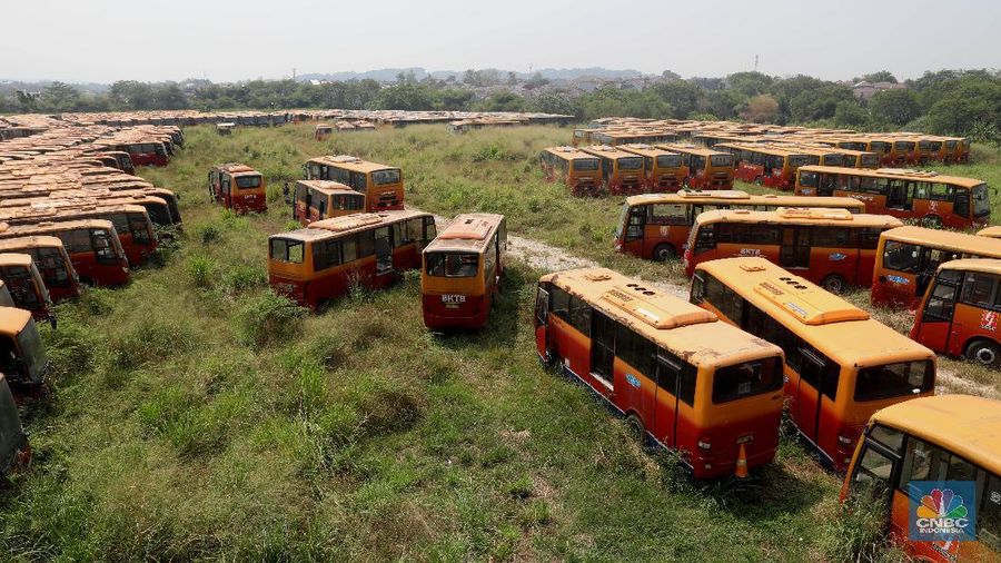 Pemprov DKI akan gugat perusahaan penyedia bus TransJakarta.