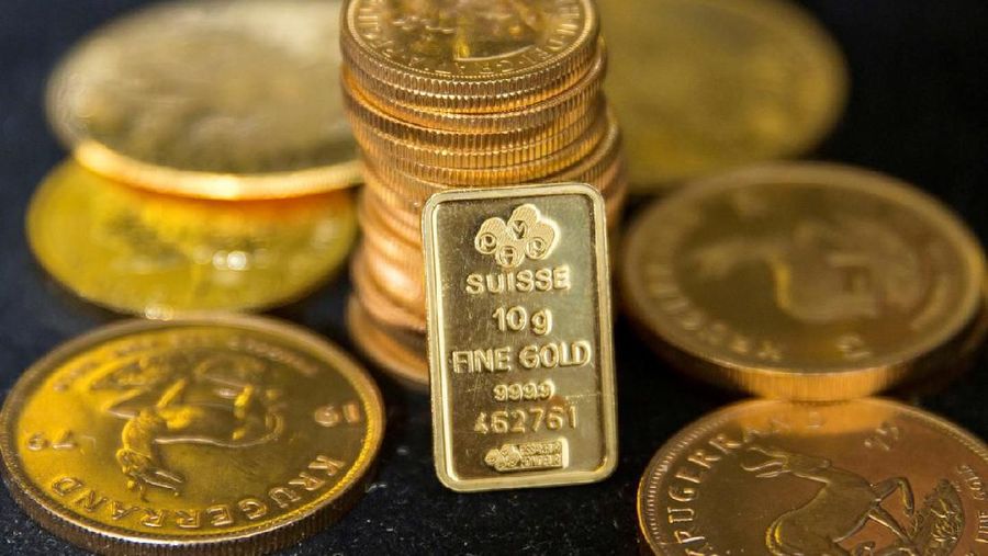 Harga emas investasi ritel kepingan acuan yang diproduksi PT Aneka Tambang Tbk (ANTM/Antam) turun Rp 5.000/gram.