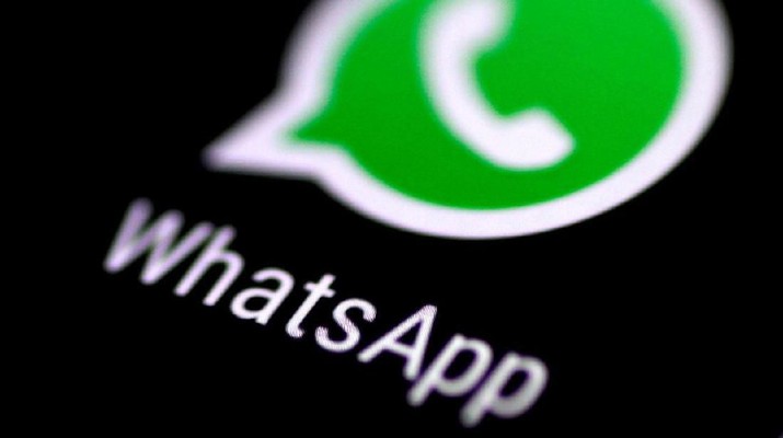 The WhatsApp messaging application is seen on a phone screen August 3, 2017. REUTERS/Thomas White/File Photo