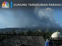 Penampakan Erupsi di Gunung Tangkuban Parahu