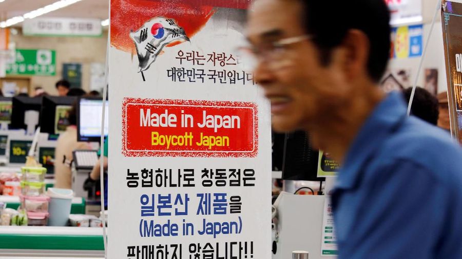 Warga Korsel membokot produk Jepang. Apa latarnya?