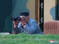 Semua Tiarap! Kim Jong Un Mau Lempar Rudal Antarbenua