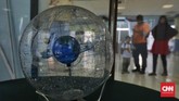 Sebagian alat di Planetarium Jakarta belum pernah diganti, padahal usia pakainya sudah mencapai 15 tahun. (CNN Indonesia/Adhi Wicaksono)
