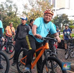 Healthy Mind, Body & Spirit! Bos BI Masih Kuat Gowes
