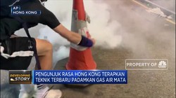 Begini Teknik Demonstran Hong Kong Padamkan Gas Air Mata