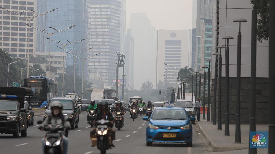 Gubernur DKI Jakarta Anies Rasyid Baswedan merilis Instruksi Gubernur Nomor 66 Tahun 2019 tentang Pengendalian Kualitas Udara.