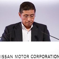 Skandal CEO Nissan, Naikkan Gaji Lalu Mengundurkan Diri
