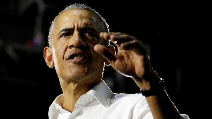 Mantan Presiden AS kampanye Barack Obama untuk Demokrat, Senator AS Bill Nelson dan dan kandidat gubernur Andrew Gillum di Miami, Florida, AS 2 November 2018. REUTERS / Joe Skipper Mantan Presiden AS kampanye Barack Obama untuk Demokrat, Senator AS Bill Nelson dan dan kandidat gubernur Andrew Gillum di Miami, Florida, AS 2 November 2018. REUTERS / Joe Skipper