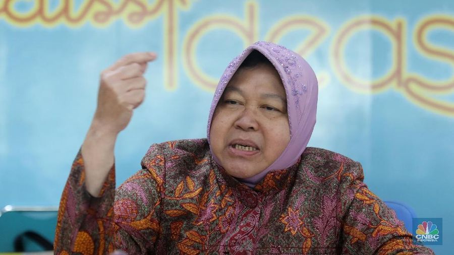 Wali Kota Surabaya Tri Rismaharini (CNBC Indonesia/Muhammad Sabki)