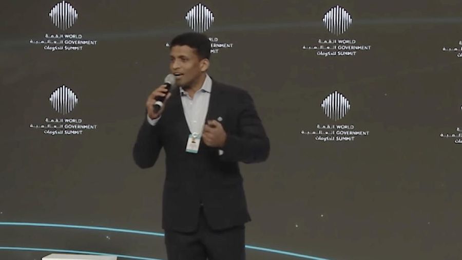 Byju Raveendran, pendiri dan CEO aplikasi pembelajaran Byju. (Youtube/World Goverment Summit)