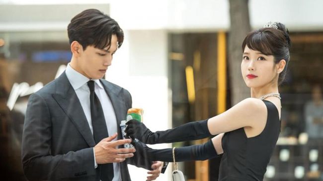 IU Janji Ajak Tim Hotel Del Luna Gelar Fan Meeting di Jakarta