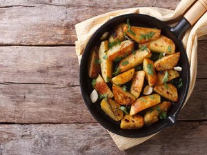 Ternyata Bahan Dapur Ini Bisa Bikin Kentang Panggang Super Renyah