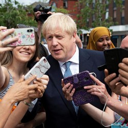 Boris Johnson Sembuh dari Corona, Inggris Longgarkan Lockdown