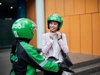 Grab Didenda Rp 287 M & HP yang Tak Bisa Pakai WhatsApp