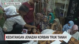 VIDEO: Isak Tangis Sambut Jenazah Korban Truk Tanah Maut