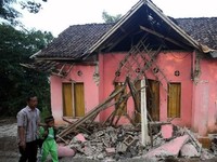 Penampakan Kerusakan Rumah Warga Akibat Gempa Banten