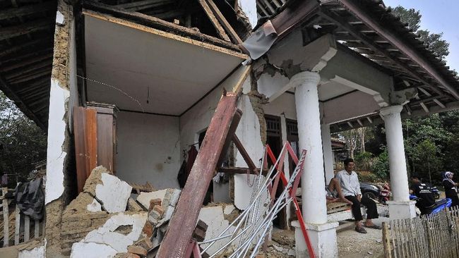 gambar fenomena alam gempa bumi Berita Bencana Alam Gempa Bumi Di Banten 2020 Gue Viral